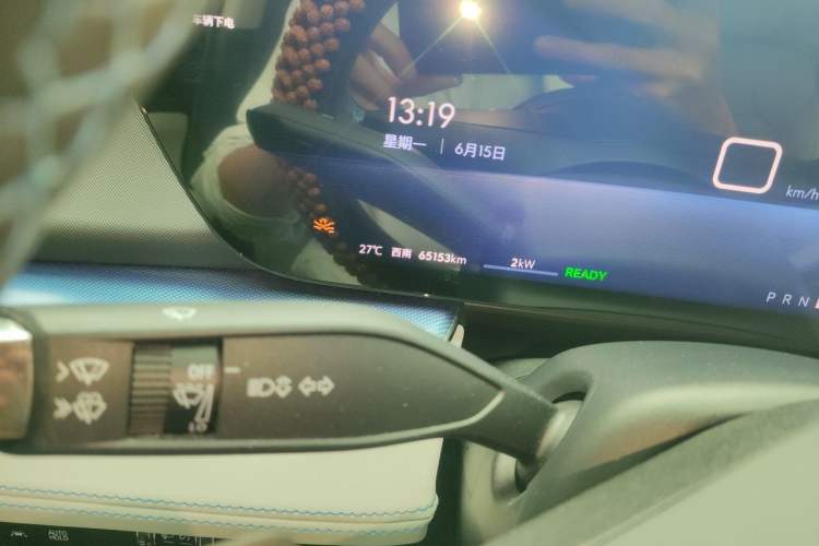 Used Buick E4 2023 Deluxe Edition Odometer Close Up