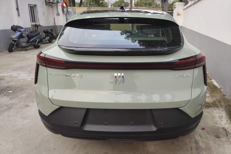 Used Buick E4 2023 Deluxe Edition Rear