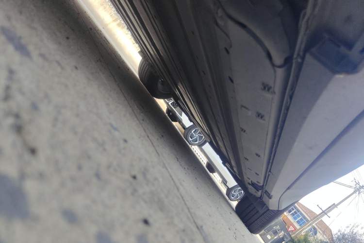 Used Buick E4 2023 Deluxe Edition Chassis Front Left