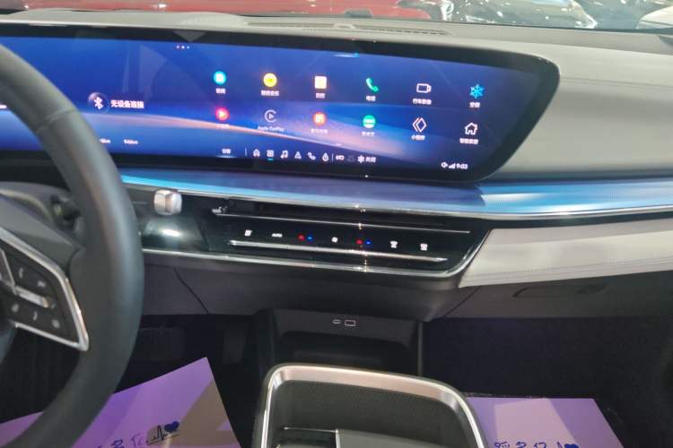 Used Buick E4 2023 Smart Edition Audio And AC Panel