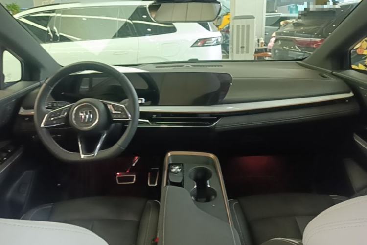 Used Buick E4 2023 GS Edition Center Console