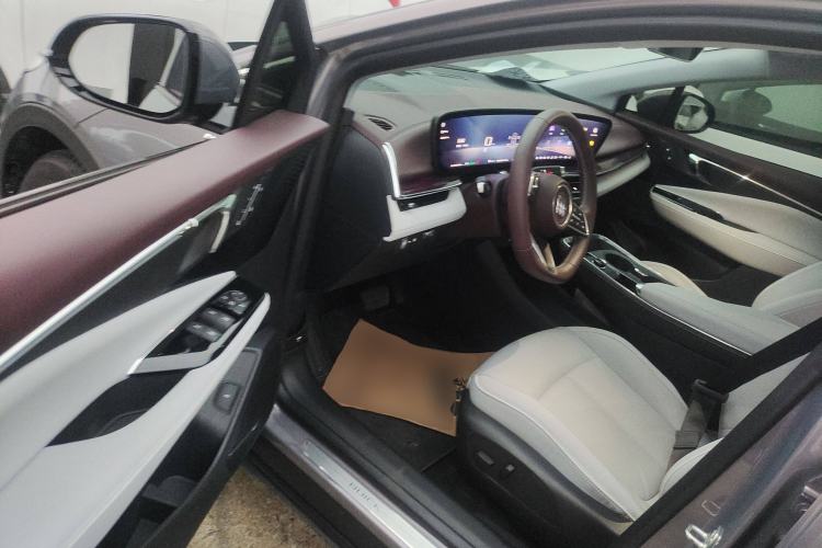 Used Buick E4 2023 Deluxe Edition Driver Seat