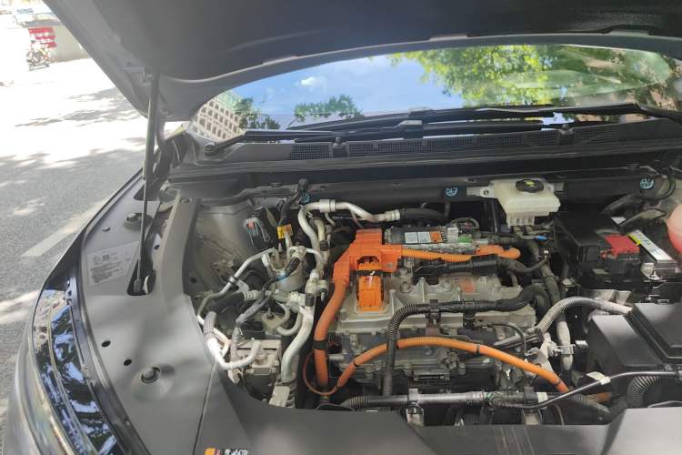 Used Buick E4 2023 Deluxe Edition Engine Bay Right
