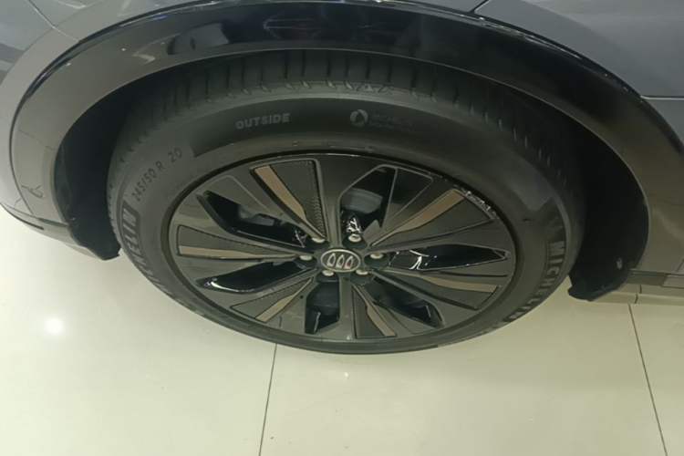 Used Buick E4 2023 GS Edition Exterior 4