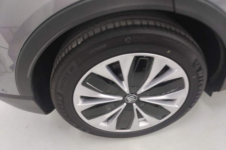 Used Buick E4 2023 Deluxe Edition Exterior 5