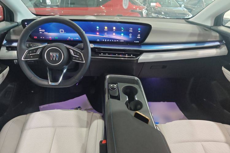 Used Buick E4 2023 Smart Edition Interior 2