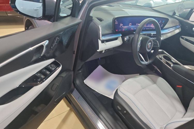 Used Buick E4 2023 Smart Edition Interior 3