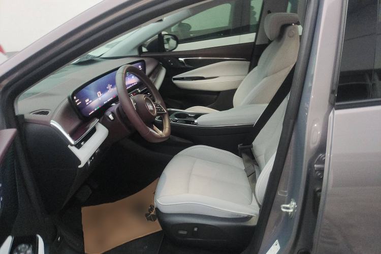 Used Buick E4 2023 Deluxe Edition Left Front Seat