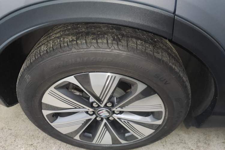 Used Buick E4 2023 Deluxe Edition Right Rear Wheel Hub