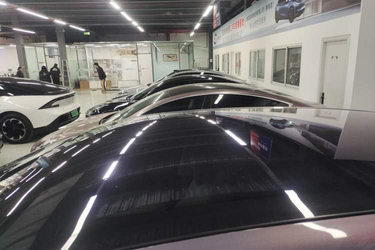 Used Buick E4 2023 Deluxe Edition Roof