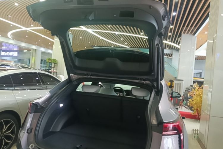 Used Buick E4 2023 GS Edition Trunk