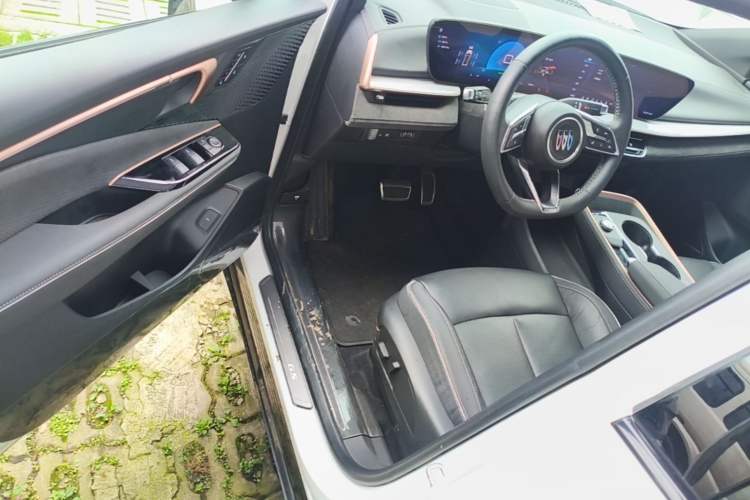 Used Buick E4 2023 GS Edition Driver Seat