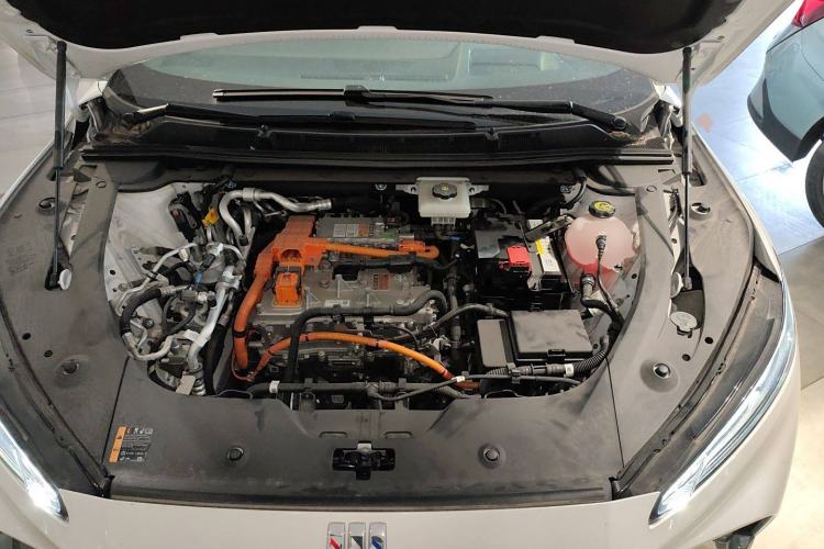 Used Buick E4 2023 GS Edition Engine Bay