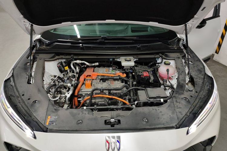 Used Buick E4 2023 GS Edition Engine Bay