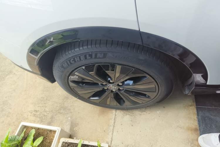 Used Buick E4 2023 GS Edition Exterior 5