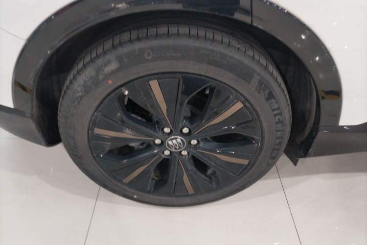 Used Buick E4 2023 GS Edition Exterior 8