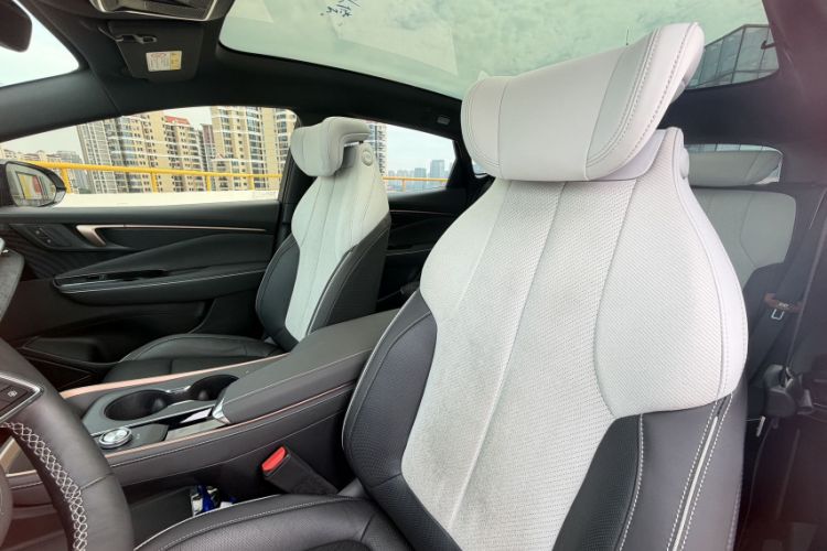 Used Buick E4 2023 GS Edition Interior 3