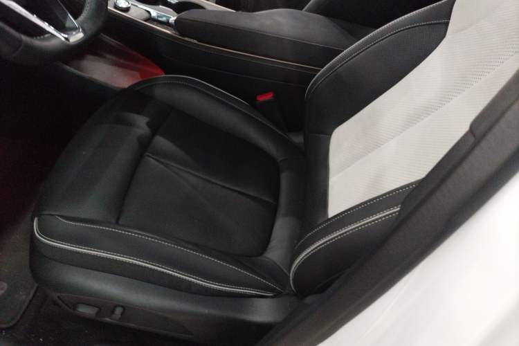 Used Buick E4 2023 GS Edition Left Front Seat
