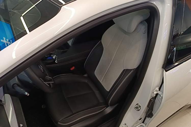 Used Buick E4 2023 GS Edition Left Front Seat
