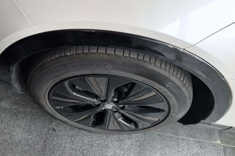Used Buick E4 2023 GS Edition Left Front Wheel Hub
