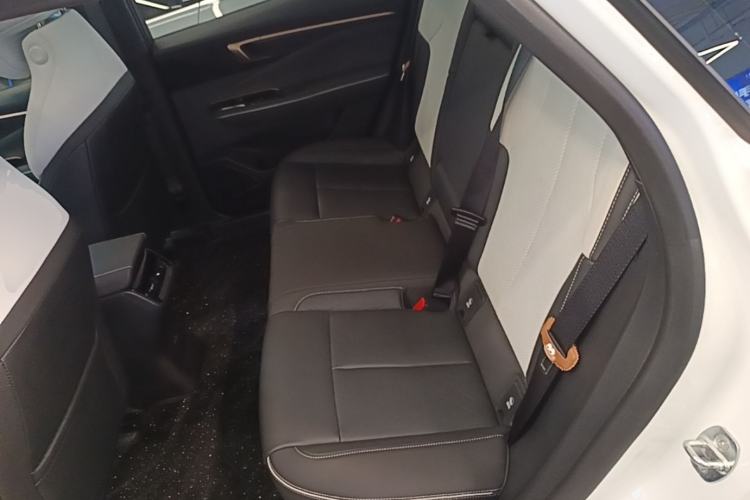 Used Buick E4 2023 GS Edition Left Rear Seat