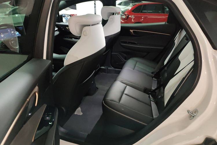 Used Buick E4 2023 GS Edition Left Rear Seat