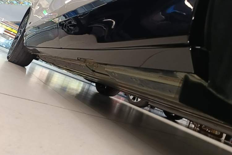 Used Buick E4 2023 GS Edition Left Side Sill