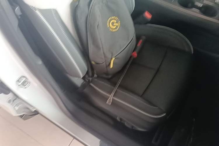 Used Buick E4 2023 GS Edition Right Front Seat