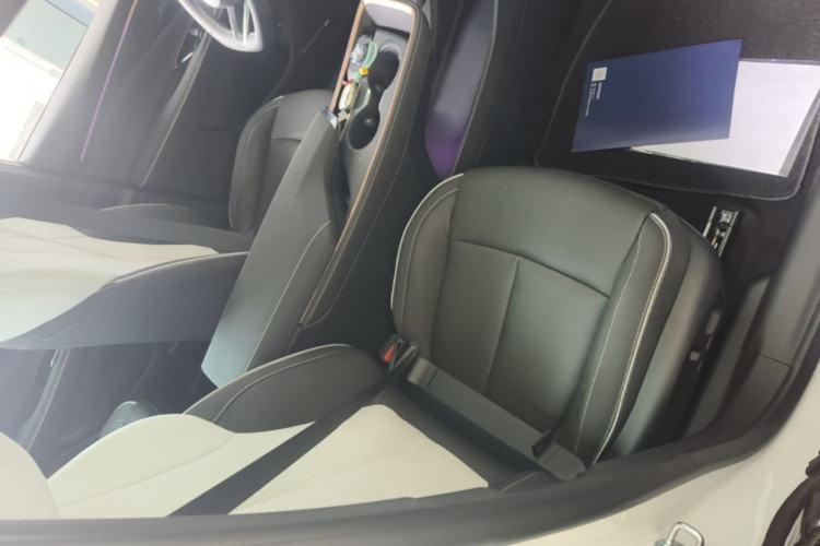 Used Buick E4 2023 GS Edition Right Front Seat