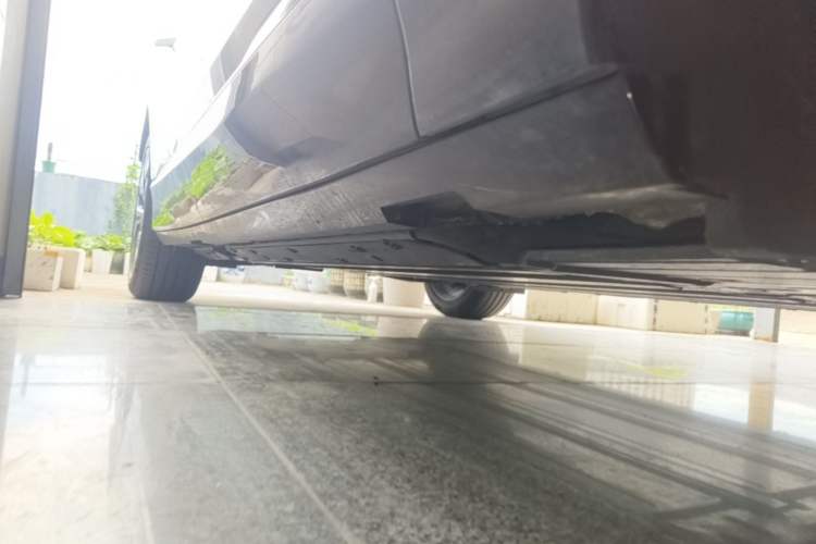 Used Buick E4 2023 GS Edition Right Side Sill