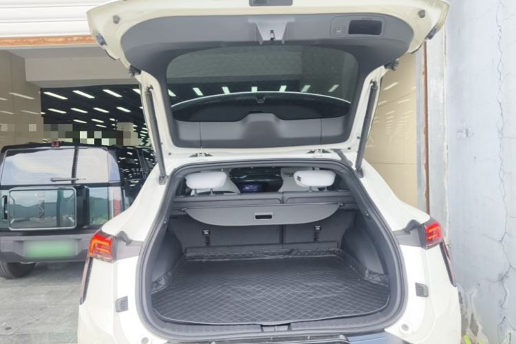 Used Buick E4 2023 GS Edition Trunk