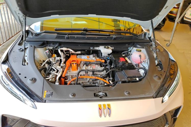 Used Buick E4 2023 GS Edition Engine Bay