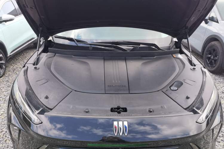 Used Buick E5 2023 Zhenxiang Standard Range Edition Engine Bay