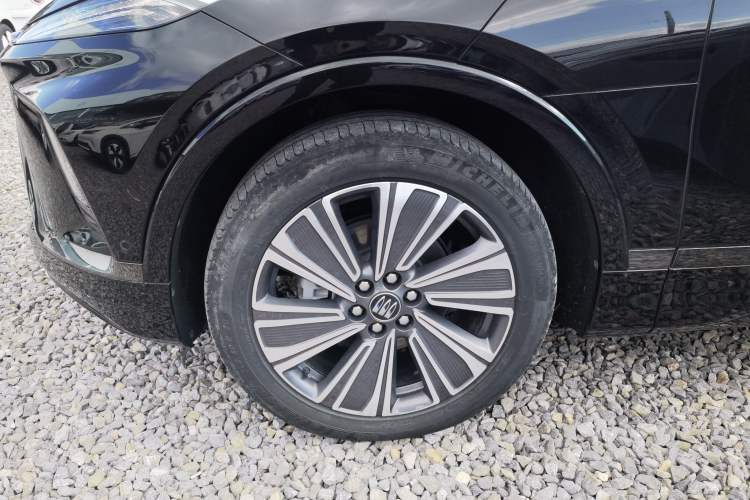 Used Buick E5 2023 Zhenxiang Standard Range Edition Left Front Wheel Hub