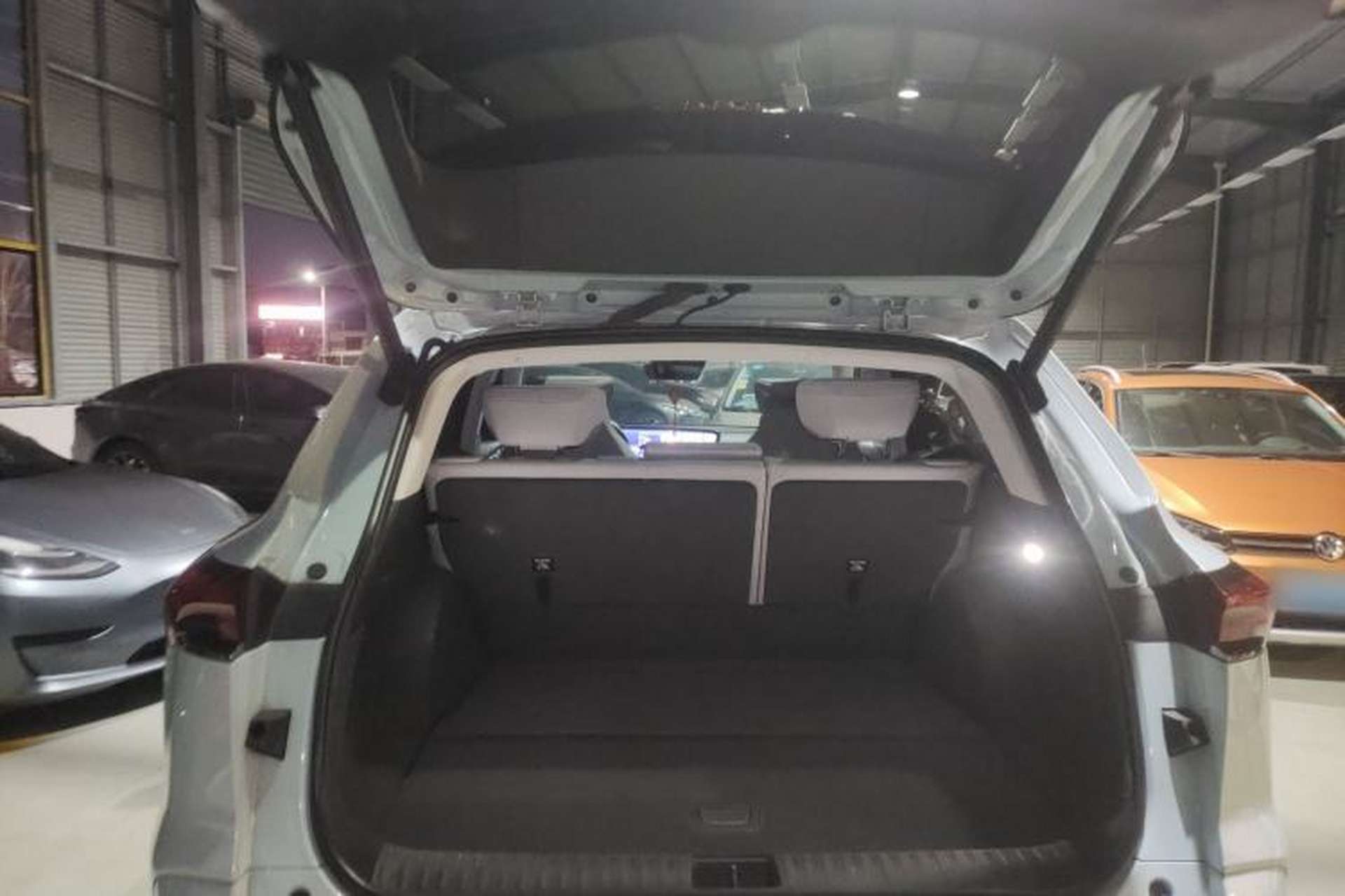 Used Buick E5 2023 Premium Long-Range Version Trunk