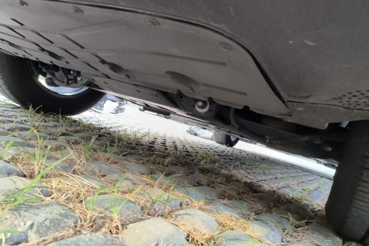 Used Buick E5 2023 Pioneer Edition Chassis Rear Right