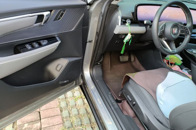 Used Buick E5 2023 Pioneer Edition Driver Seat