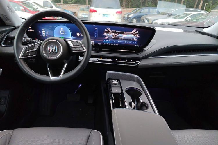 Used Buick E5 2023 Zhenxiang Standard Range Edition Center Console