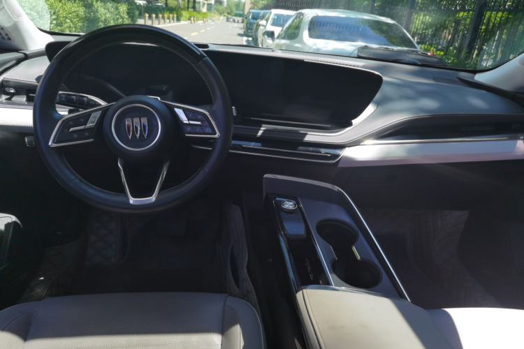 Used Buick E5 2023 Zhenxiang Standard Range Edition Center Console