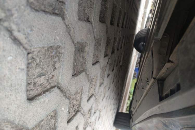 Used Buick E5 2023 Zhenxiang Standard Range Edition Chassis Front Left