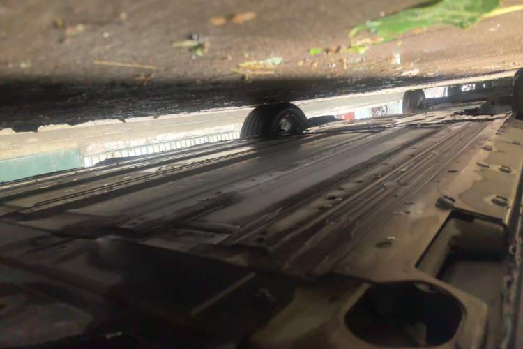 Used Buick E5 2023 Zhenxiang Standard Range Edition Chassis Rear Left