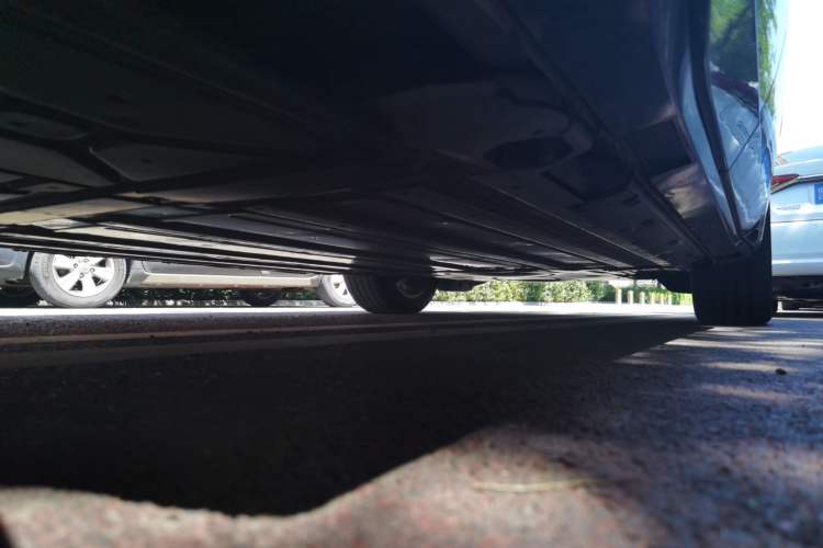 Used Buick E5 2023 Zhenxiang Standard Range Edition Chassis Rear Right