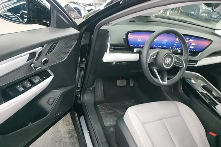 Used Buick E5 2023 Zhenxiang Standard Range Edition Driver Seat