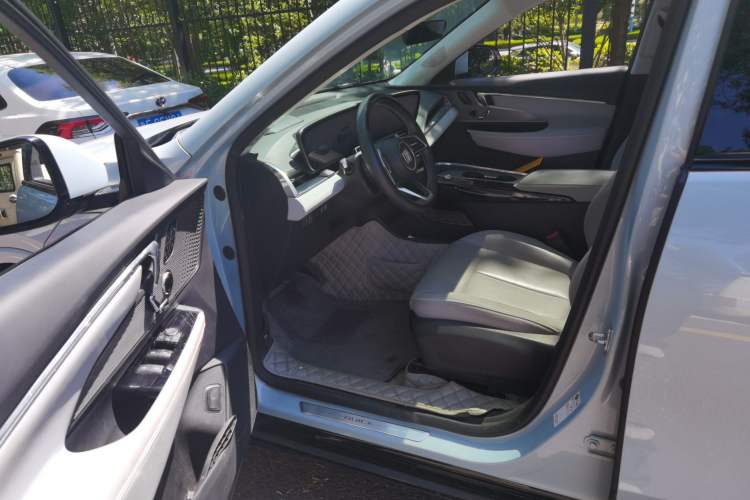 Used Buick E5 2023 Zhenxiang Standard Range Edition Driver Seat