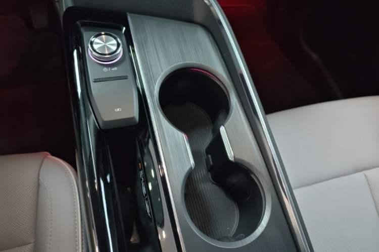 Used Buick E5 2023 Zhenxiang Standard Range Edition Gear Lever