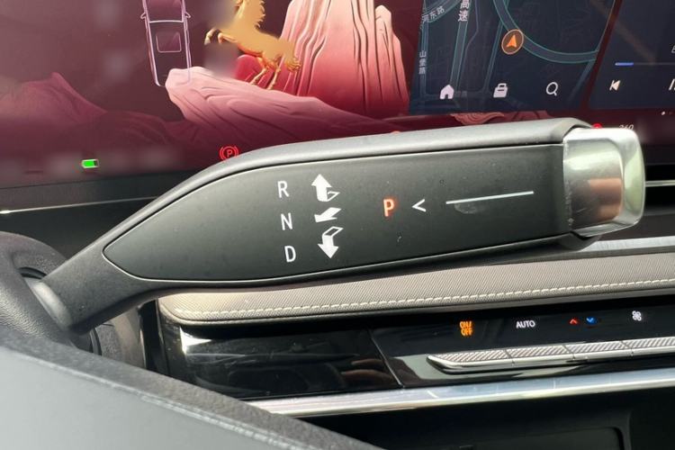 Used Buick E5 2023 Zhenxiang Standard Range Edition Interior 1