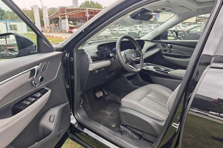 Used Buick E5 2023 Zhenxiang Standard Range Edition Interior 1