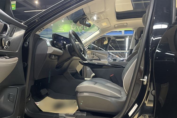 Used Buick E5 2023 Zhenxiang Standard Range Edition Interior 4