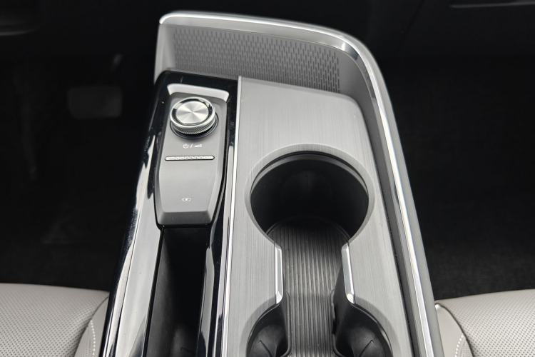 Used Buick E5 2023 Zhenxiang Standard Range Edition Interior 5