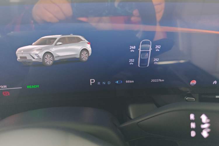 Used Buick E5 2023 Zhenxiang Standard Range Edition Odometer Close Up